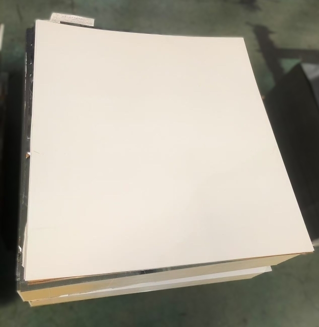 खाद्य एवं पेय पदार्थों के पैकेजिंग के लिए उच्च गुणवत्ता वाले SPTE सफेद मुद्रित इलेक्ट्रोलाइटिक टिन प्लेट शीट