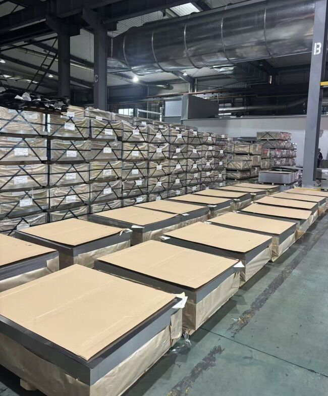 टिकाऊ पेंट और रासायनिक डिब्बे के लिए 0.2 मिमी 2.8/2.8 ग्राम/वर्ग मीटर इलेक्ट्रोलाइटिक टिन प्लेट (एसपीटीई) कॉइल/शीट